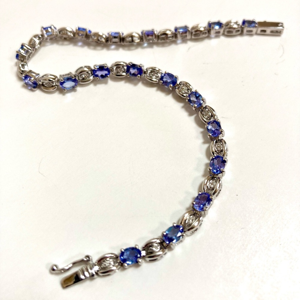 Elegant 14k White Gold Tanzanite & Diamond 7” Tennis Bracelet - Like NEW - Picture 5 of 6
